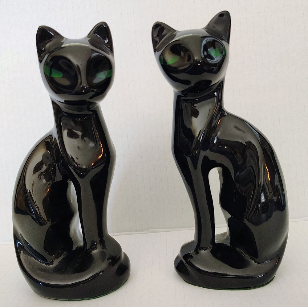 Artmark Black Cat with Green Eyes Set Of 2 Figurines